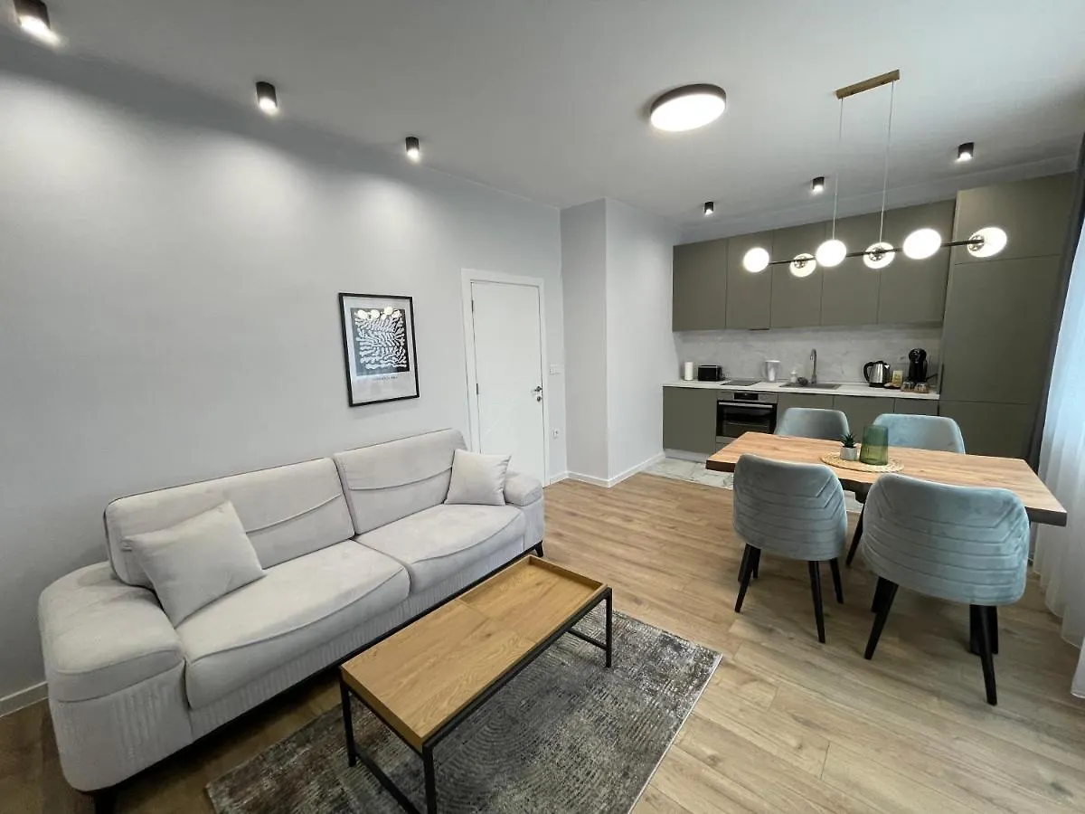 Vanquish Central Apartment Varna