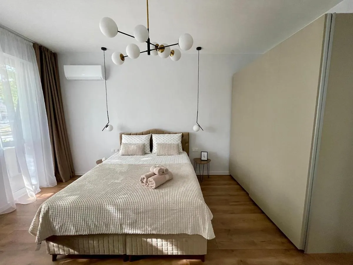 Vanquish Central Apartment Varna